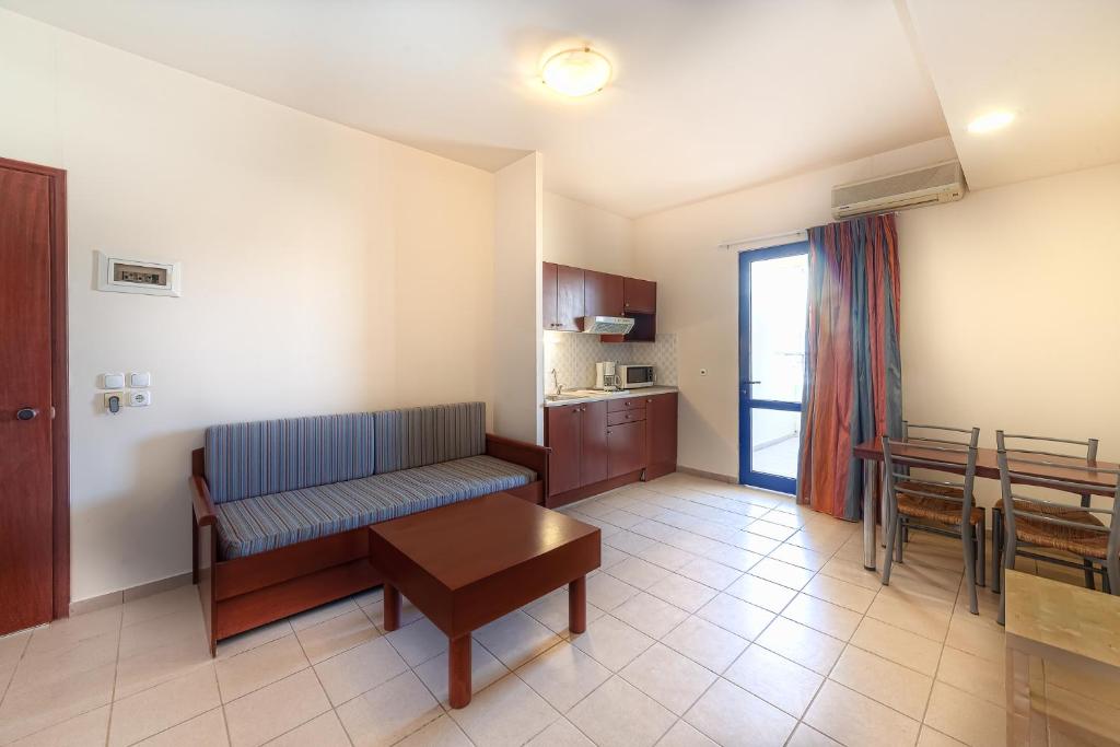 One Bedroom Apartment Garden View 