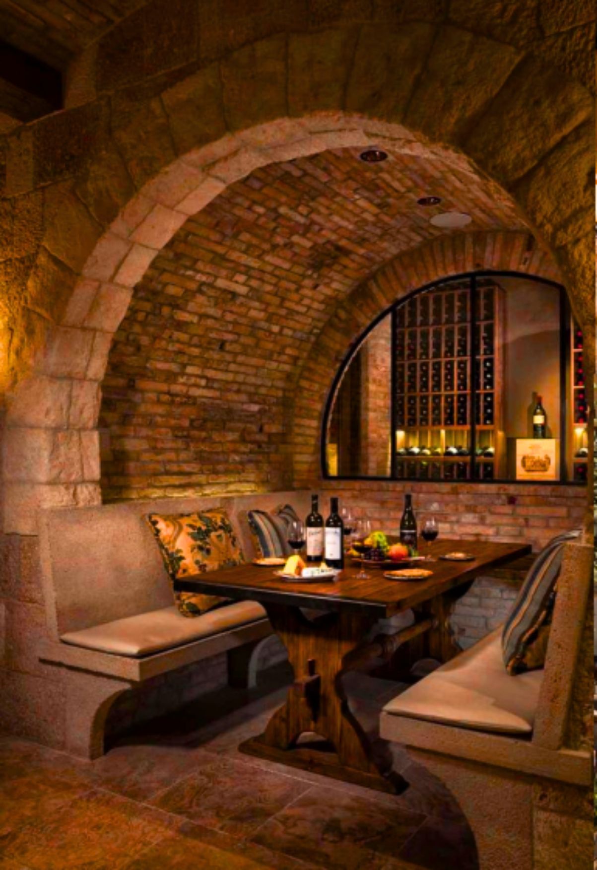 Alma Main Restaurant