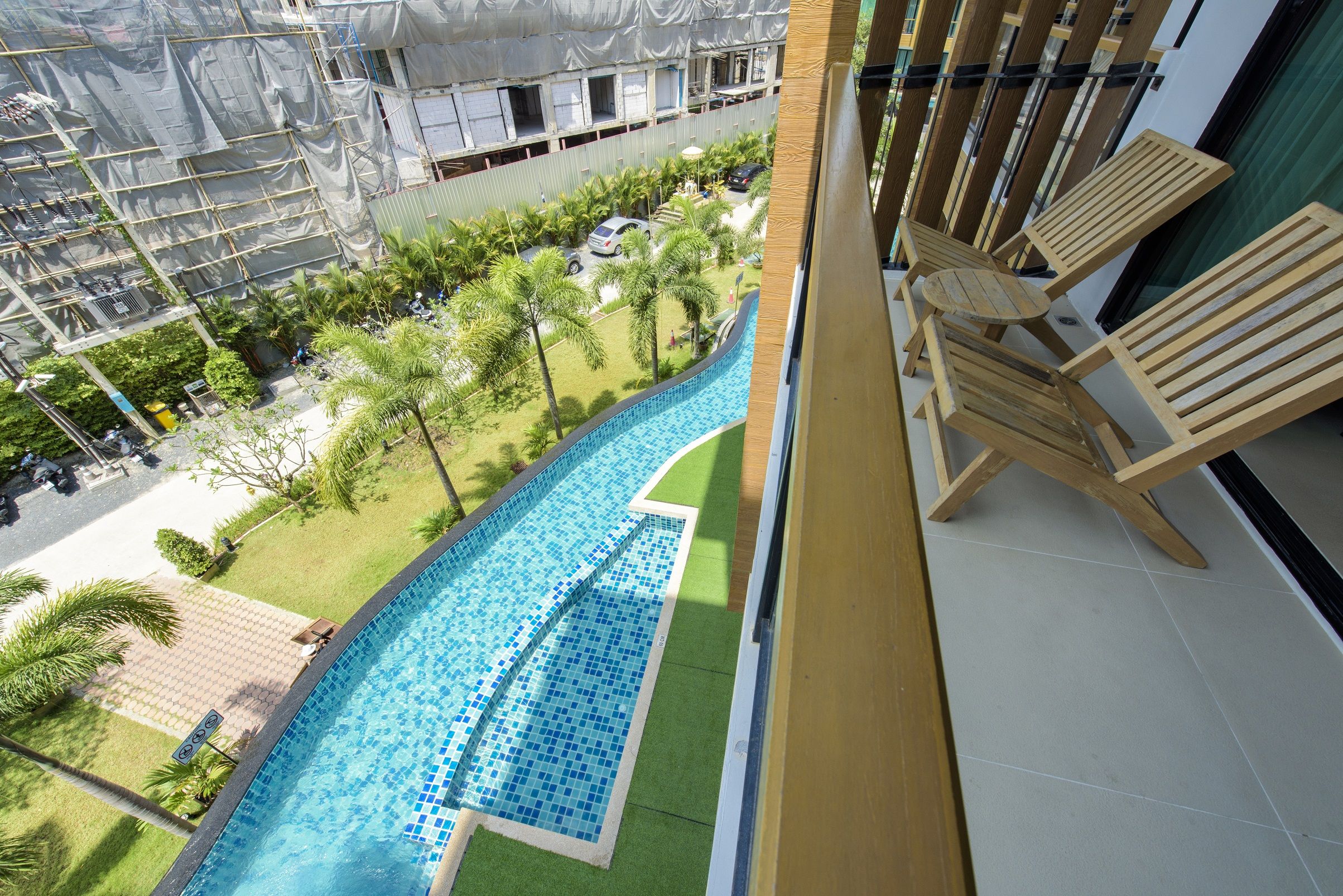 Executive Pool View Room