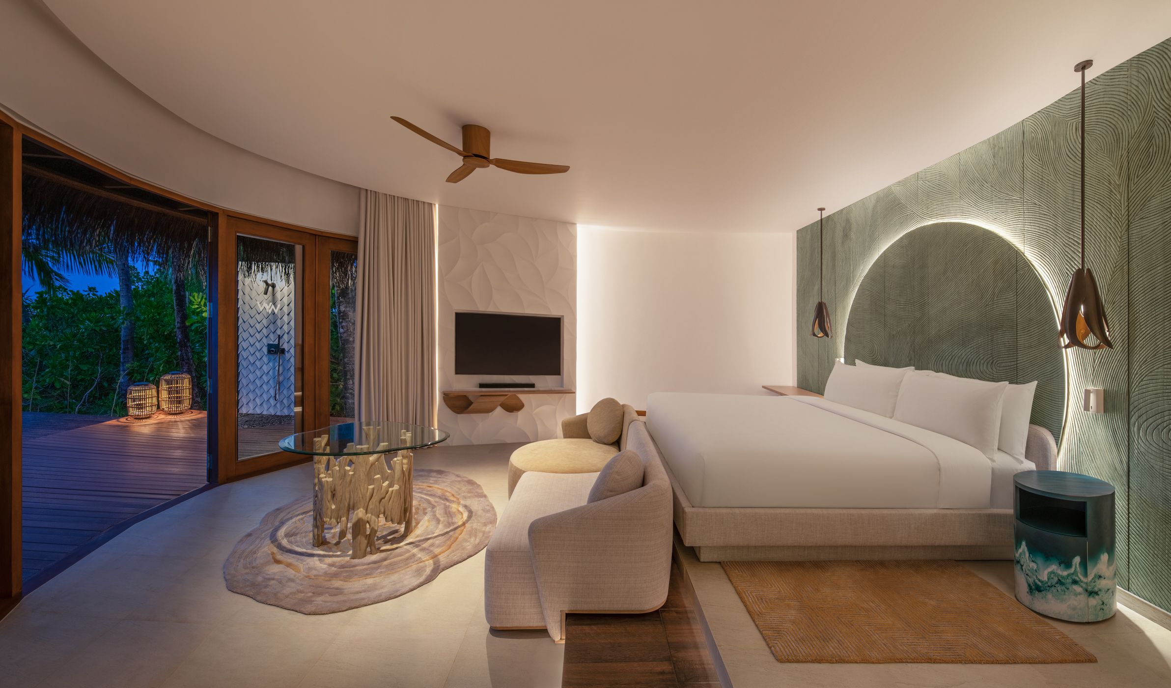 ESCAPE BEACH ONE BEDROOM VILLA WITH POOL