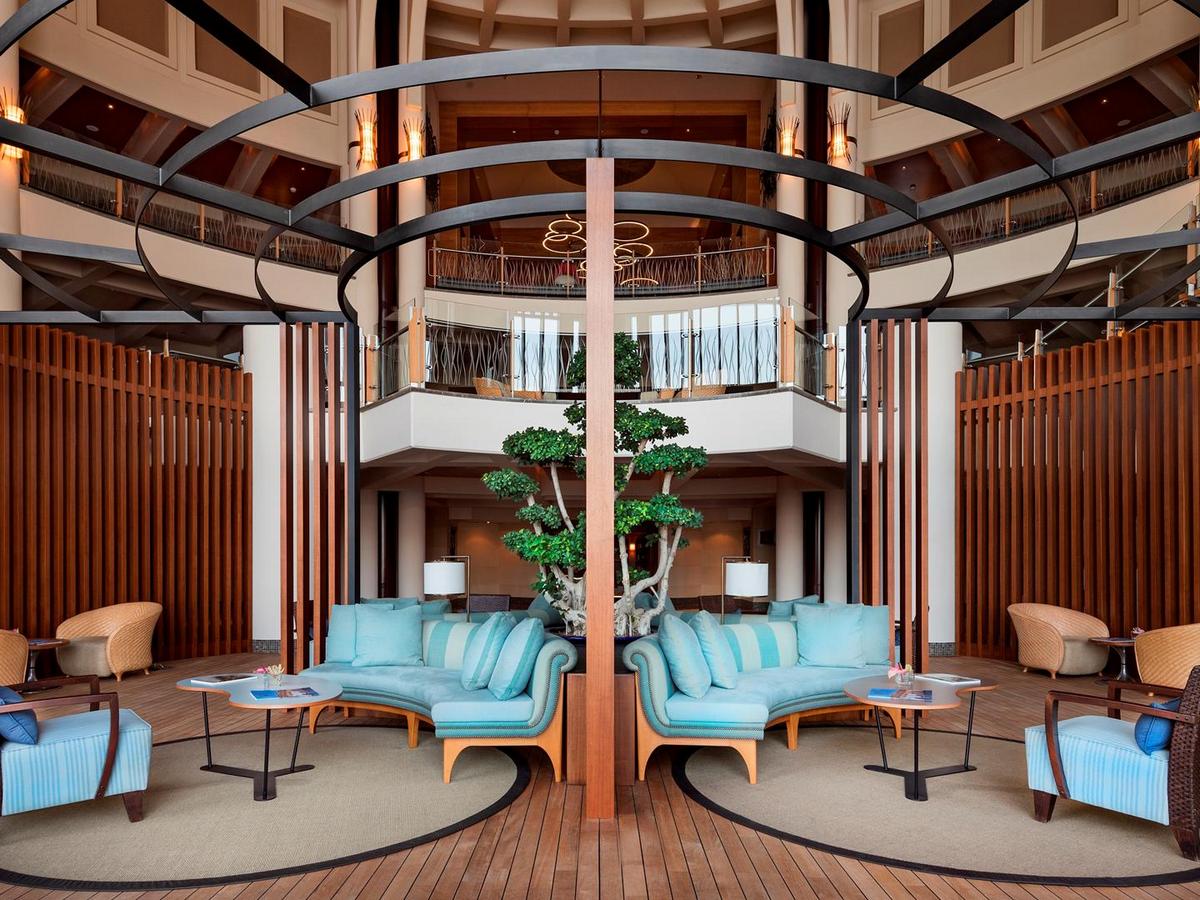 Gazebo Lounge