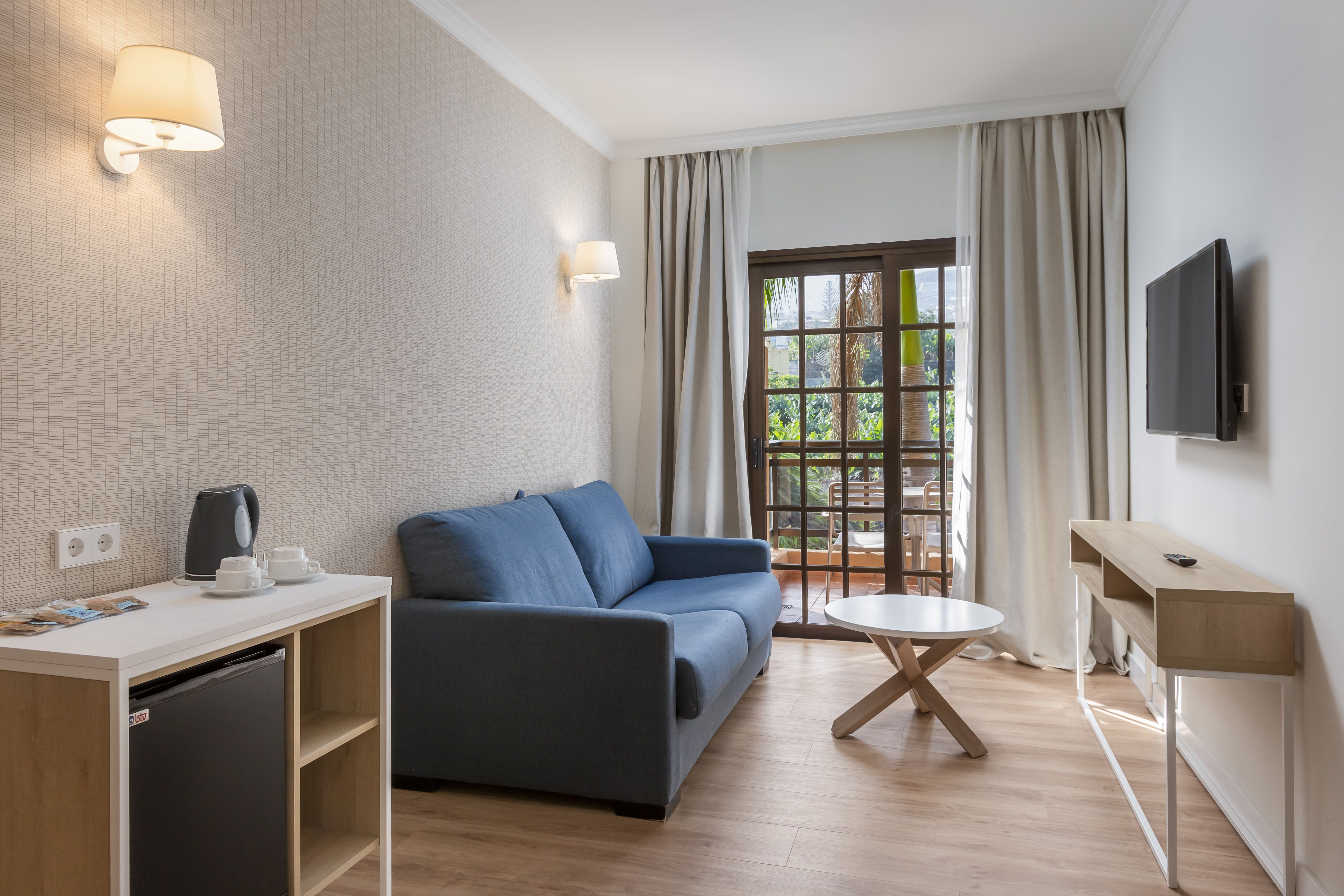SUITE BALCONY OR TERRACE