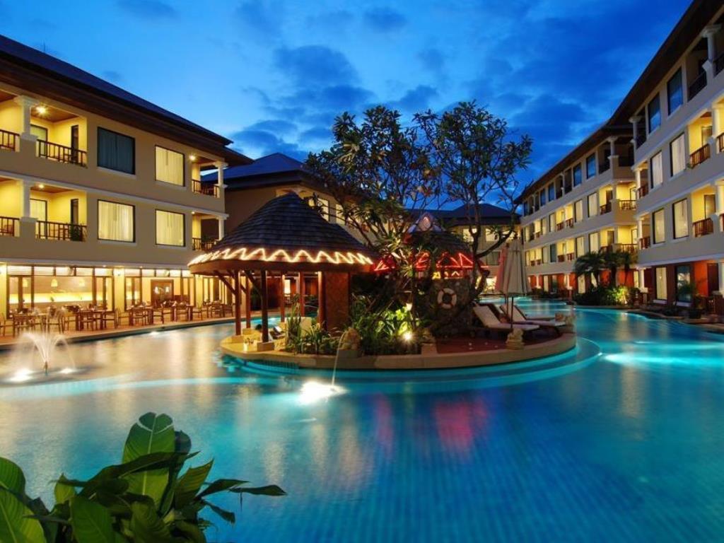 Pool Bar