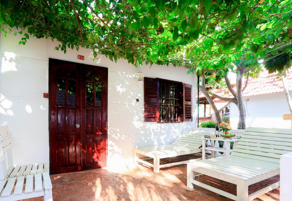 SUPERIOR DOUBLE GARDEN VIEW BUNGALOW
