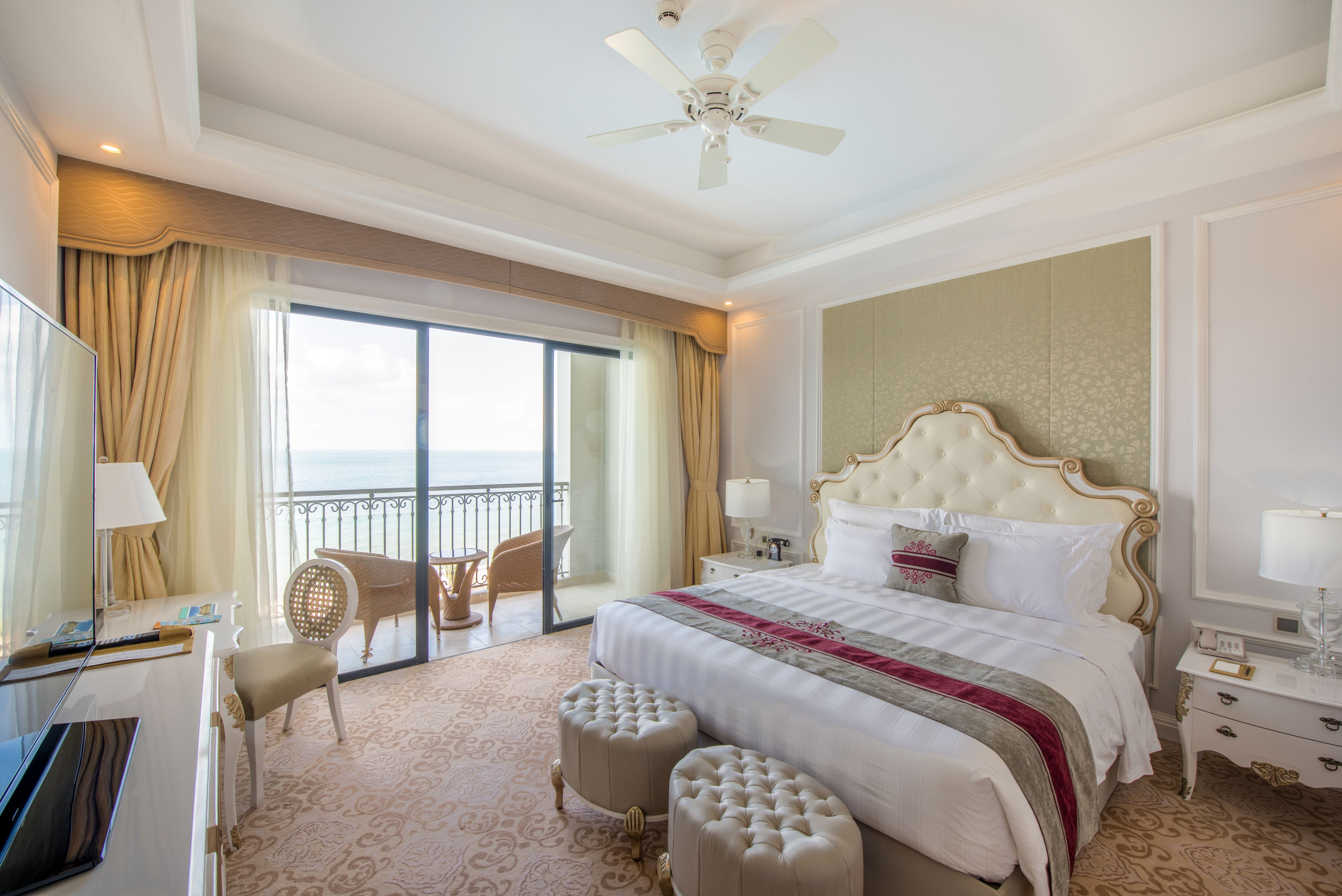 SENIOR SUITE OCEAN VIEW