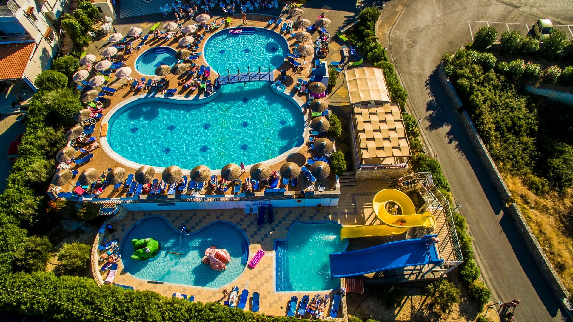 Piscina deschisă