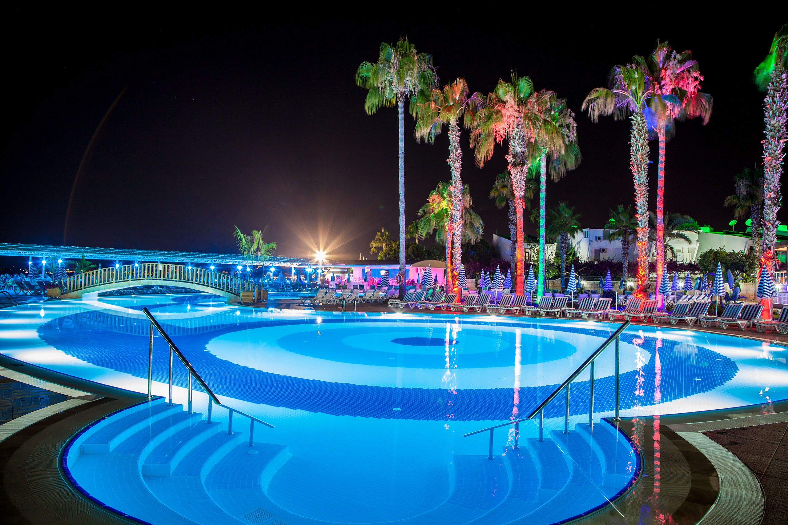 Piscina deschisă