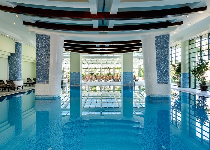 VON RESORT GOLDEN COAST HOTEL 3.jpg
