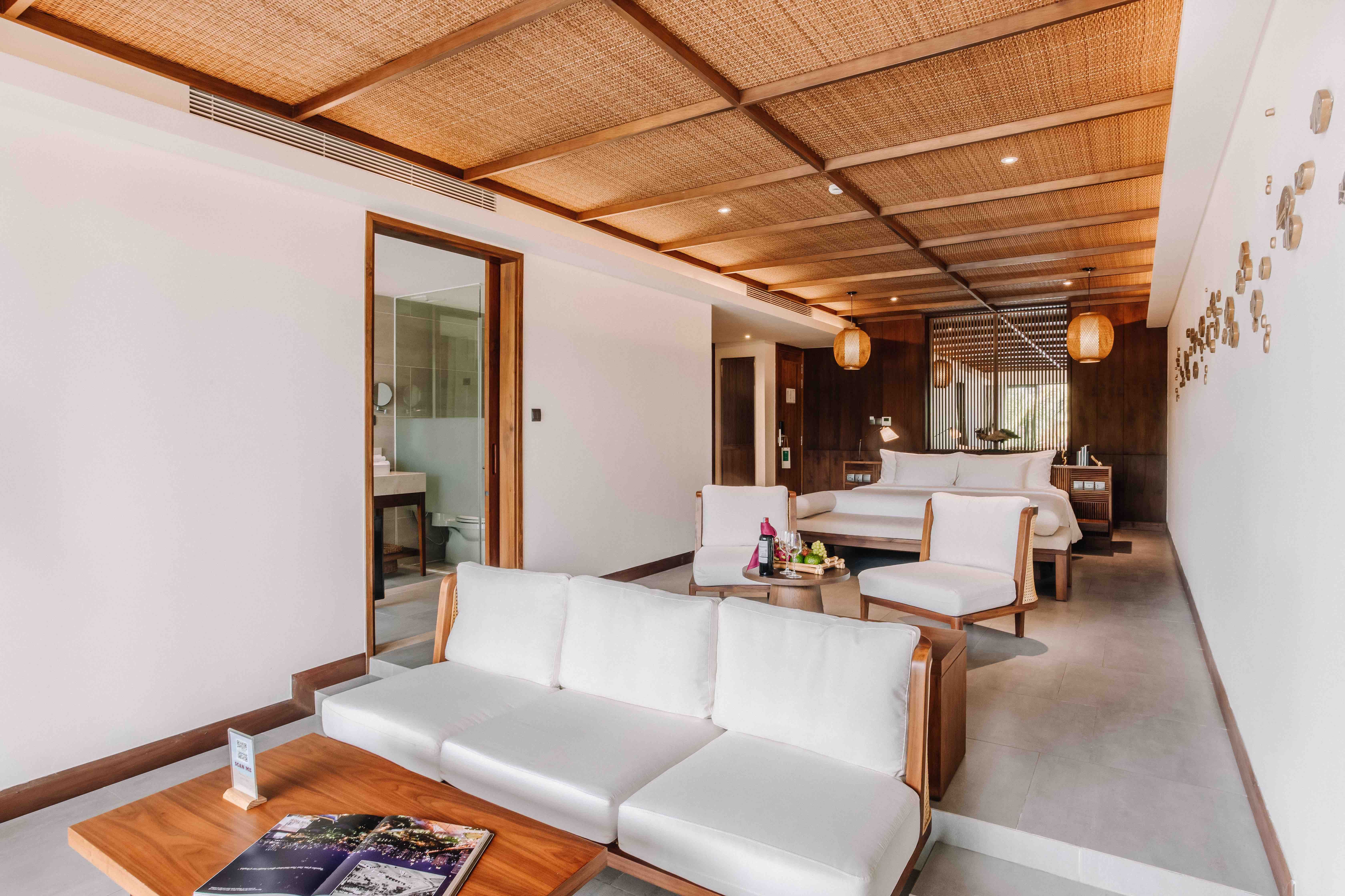 JUNIOR SUITE WITH BALCONY