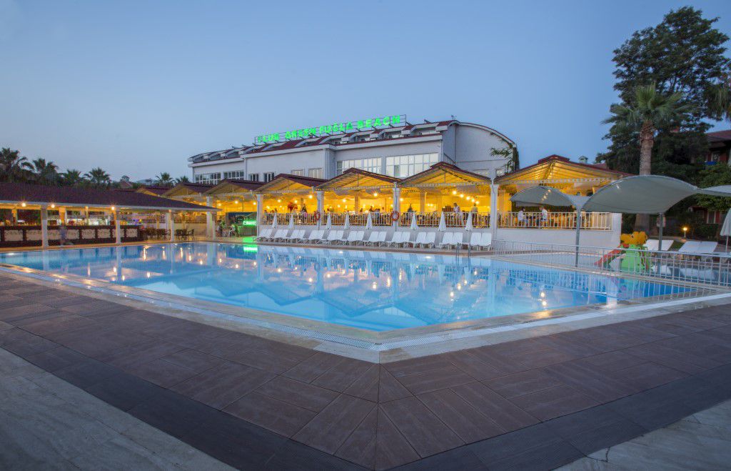 Piscina deschisă