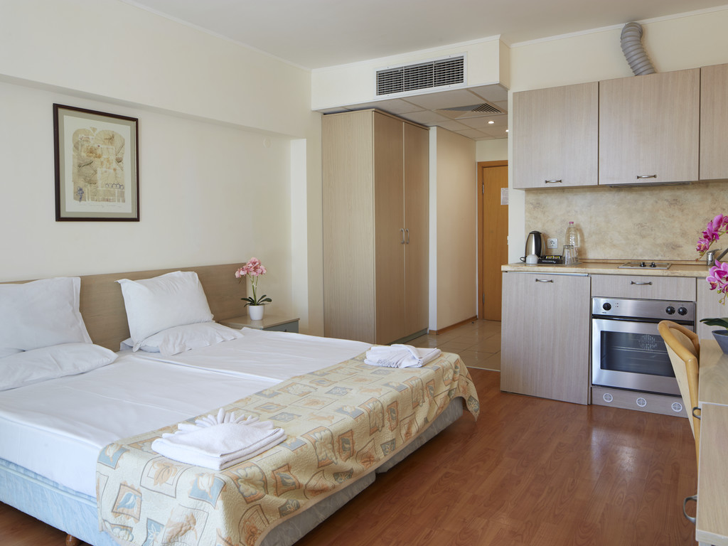 APARTMENT 1 BEDROOM