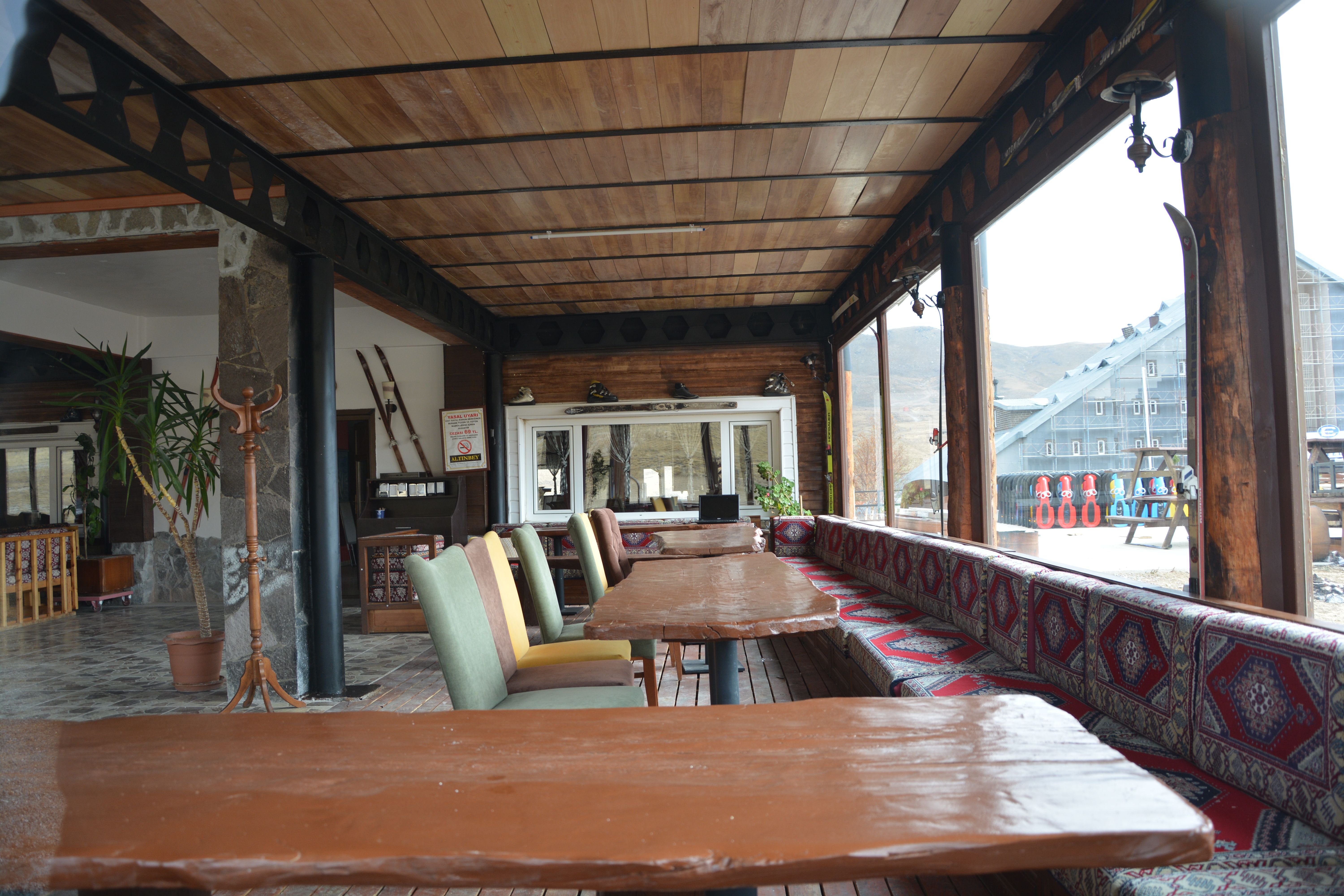 ACE RESTAURANT