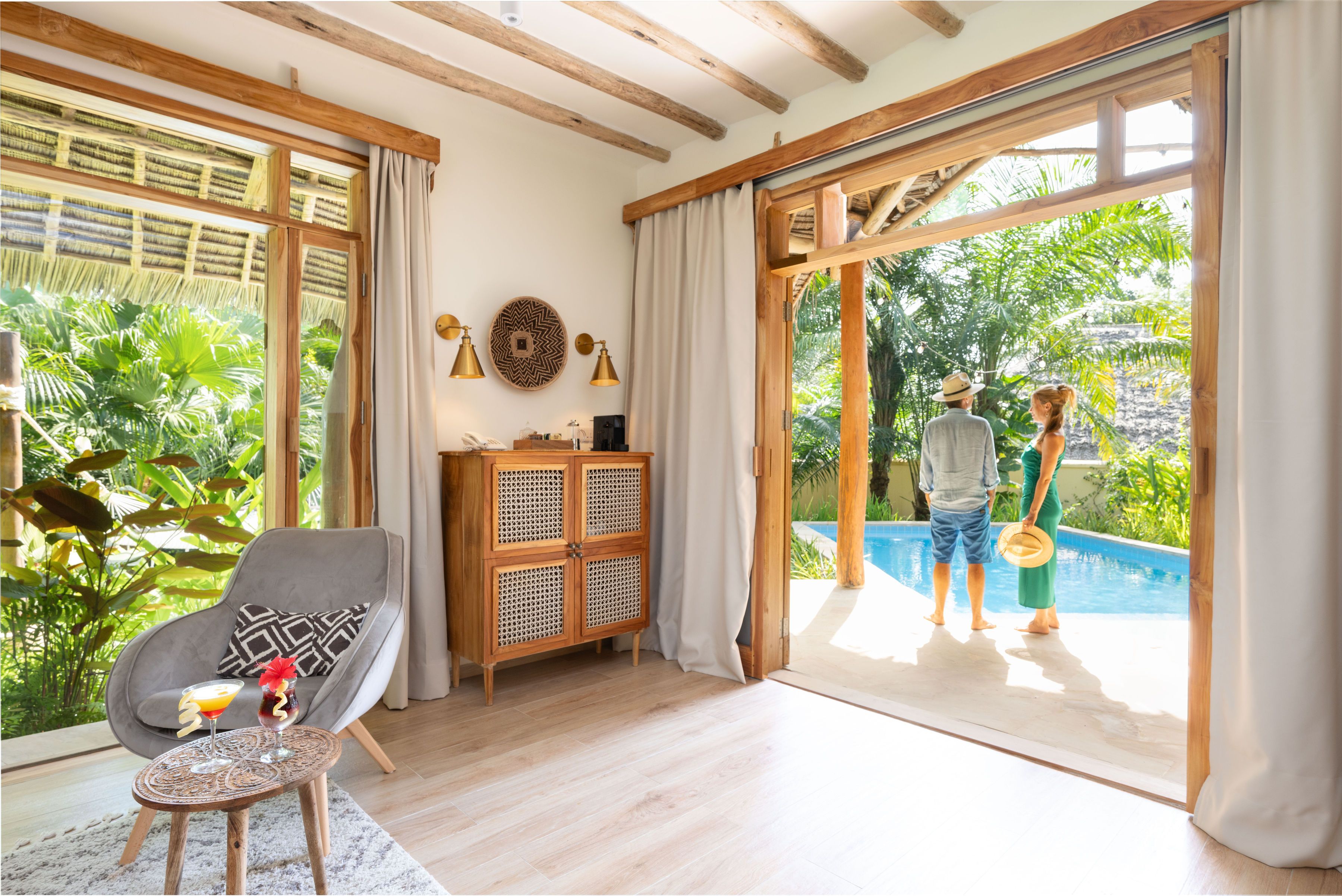 LUXURY GARDEN VILLA WITH POOL