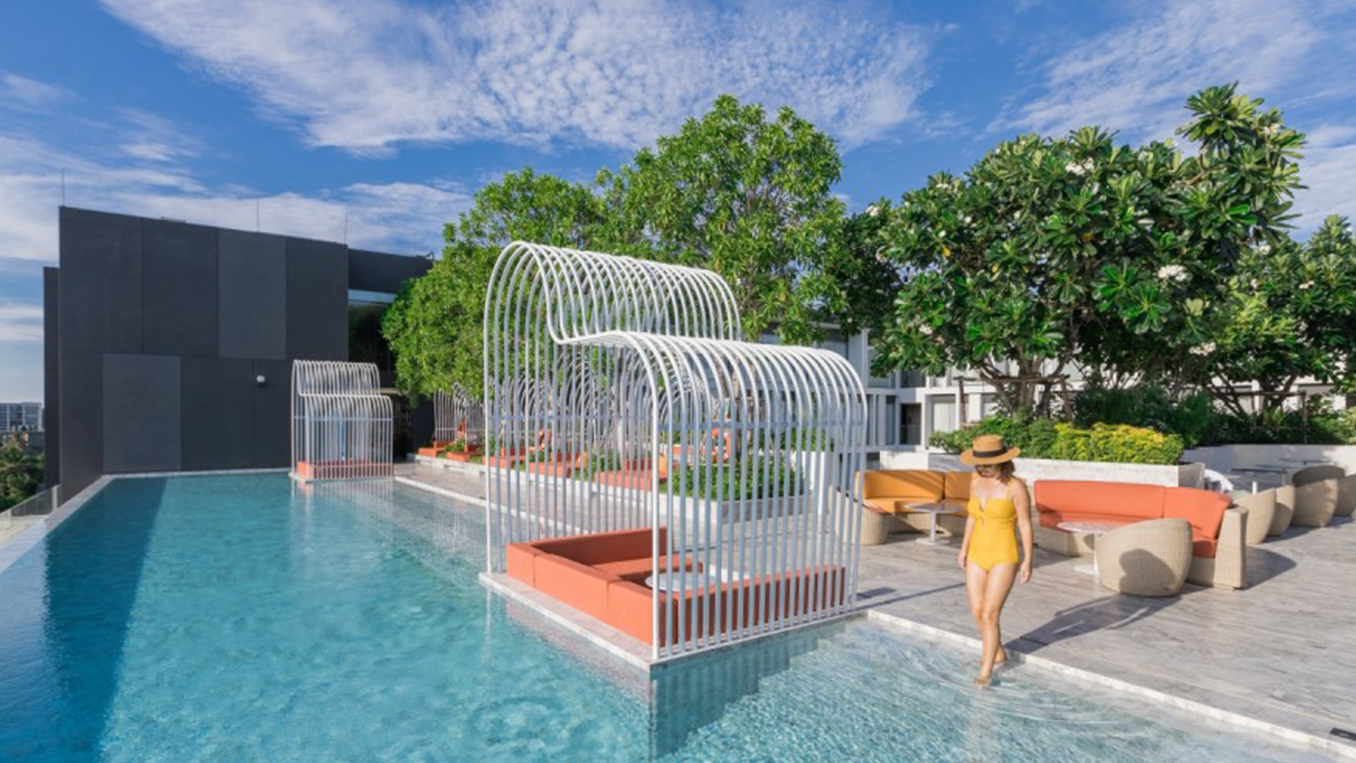 Piscina deschisă
