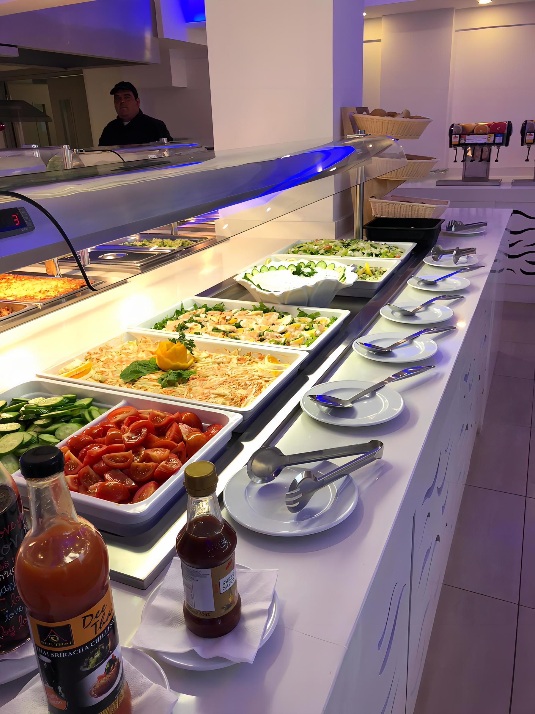 main  restaurant 