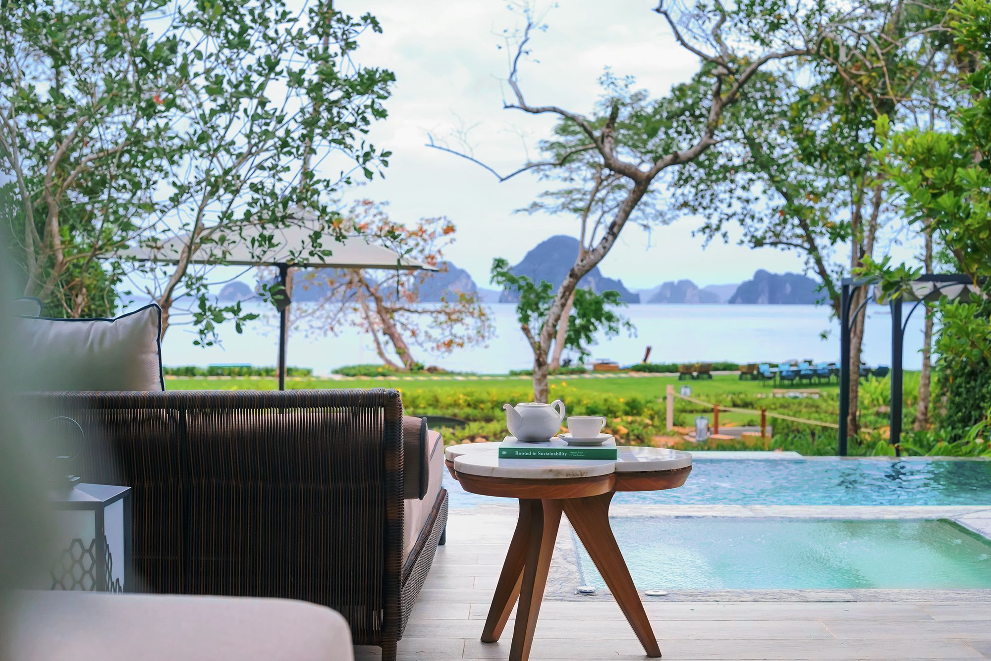 Beachfront Pool Villa