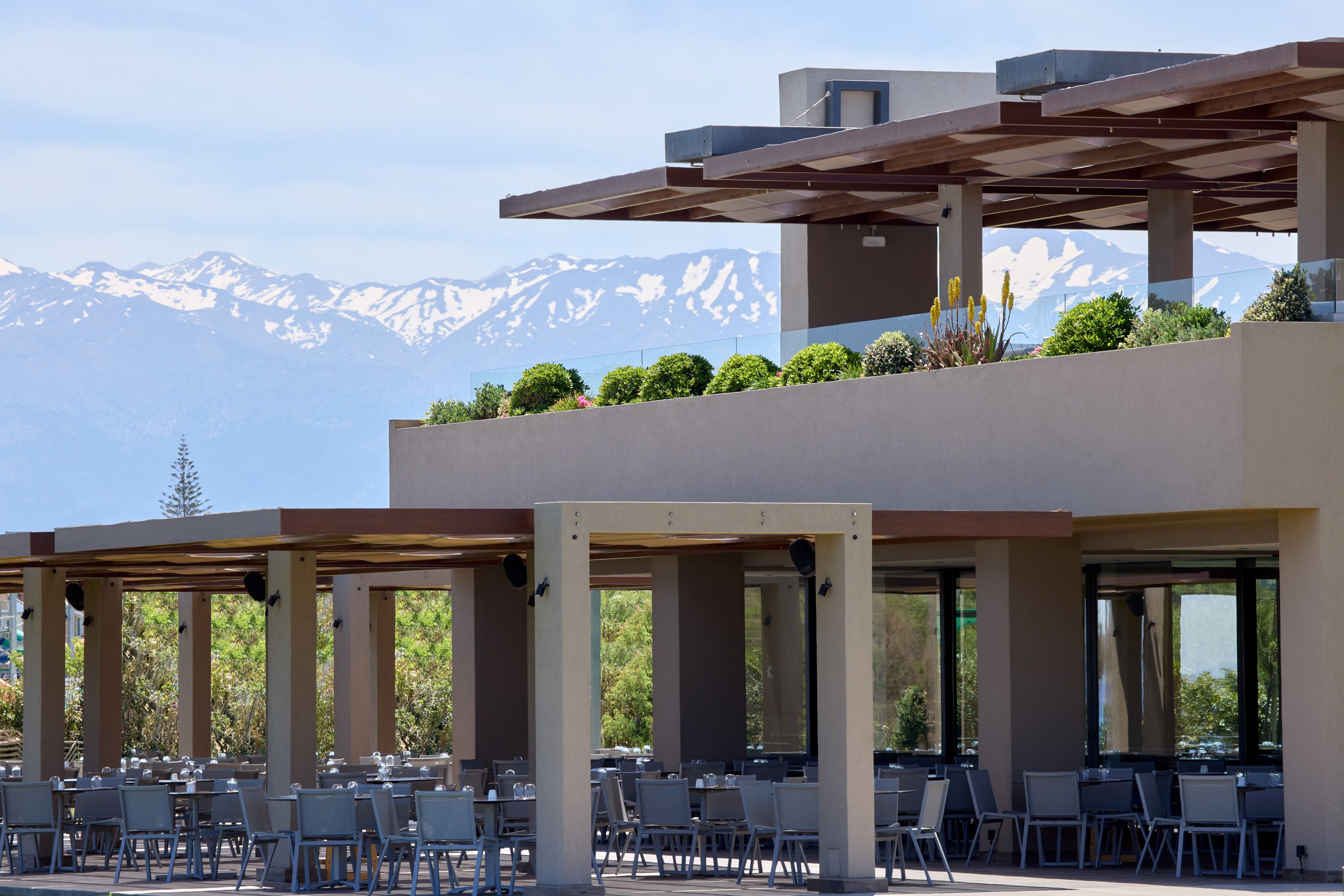 SYMPOSIUM MAIN RESTAURANT