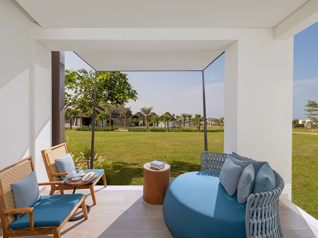 Deluxe Garden Terrace Room