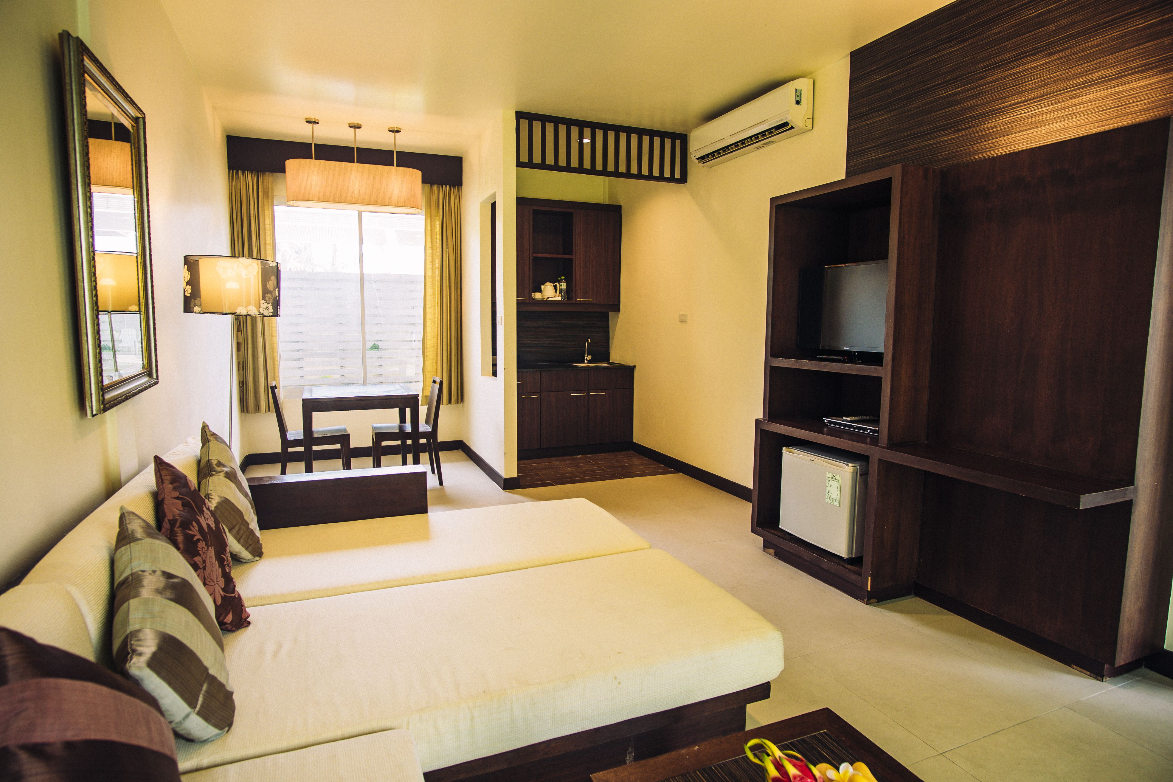 Courtyard Suite