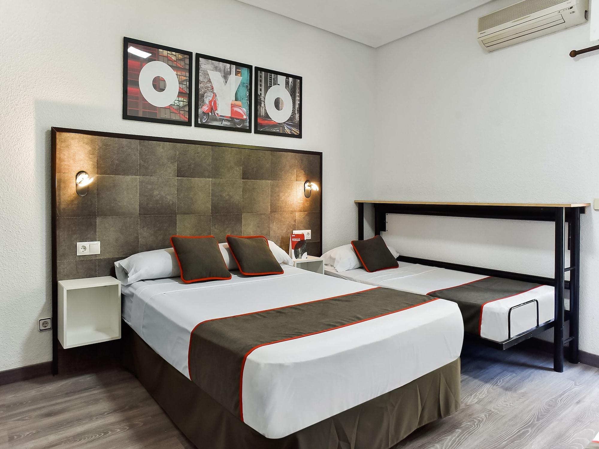 QUADRUPLE TWO BEDS