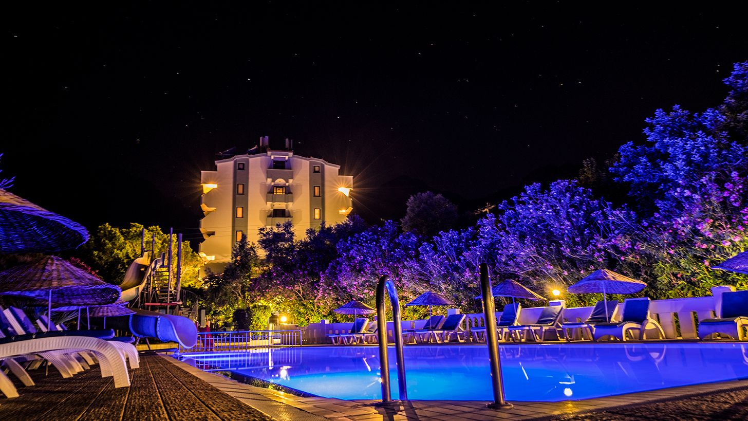 Piscina deschisă