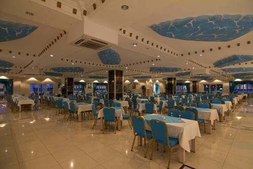 Hotel Daima Biz Resort restaurant.jpg