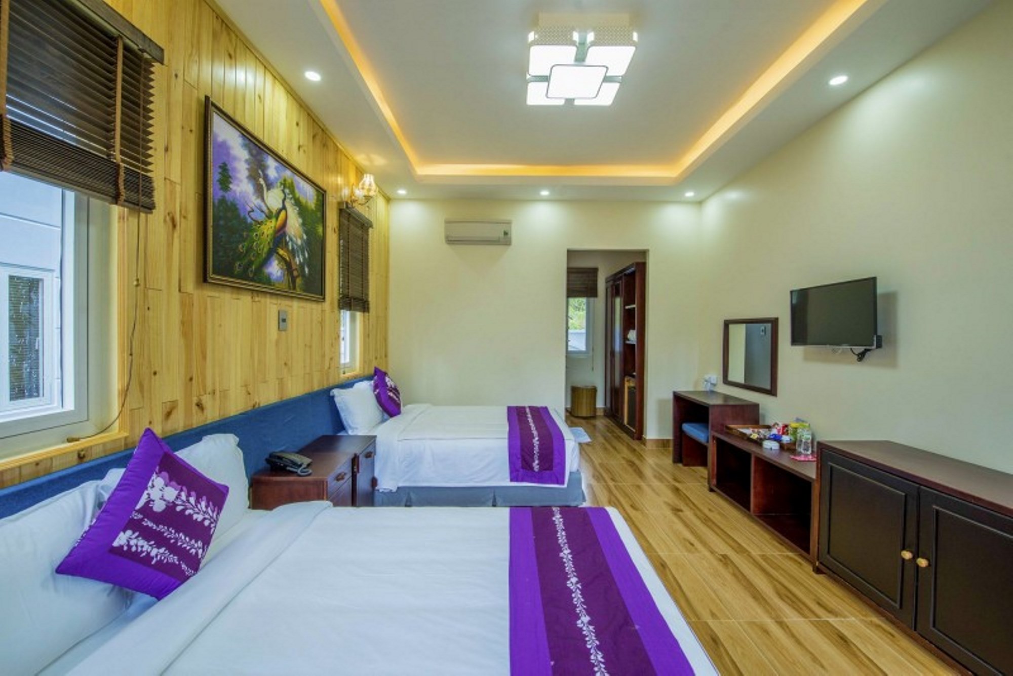 SUPERIOR DOUBLE/TWIN ROOM