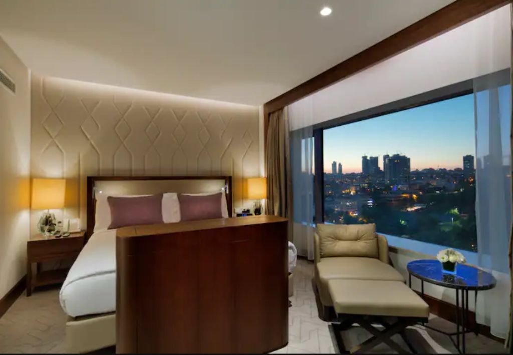 GRAND DELUXE BOSPHORUS SUITE