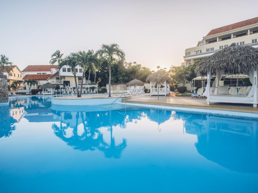 Piscina deschisă