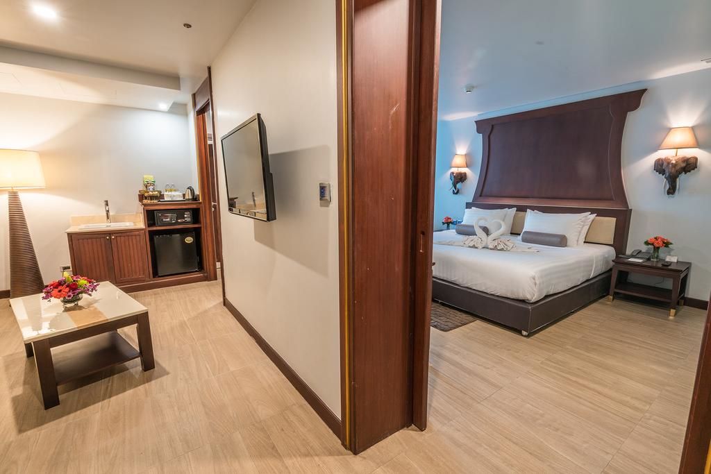 GRAND SUITE ONE BEDROOM