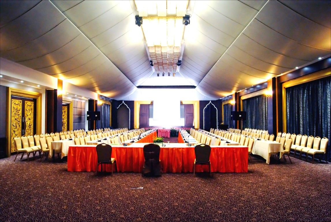 MICE (servicii de organizare de întâlniri, conferințe, alte evenimente)