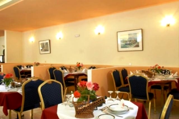 Corfu, Hotel Alexandros, interior, restaurant.jpg