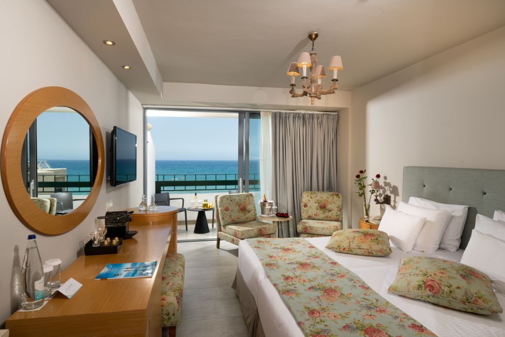 DOUBLE ROOM SUPERIOR SEA VIEW 