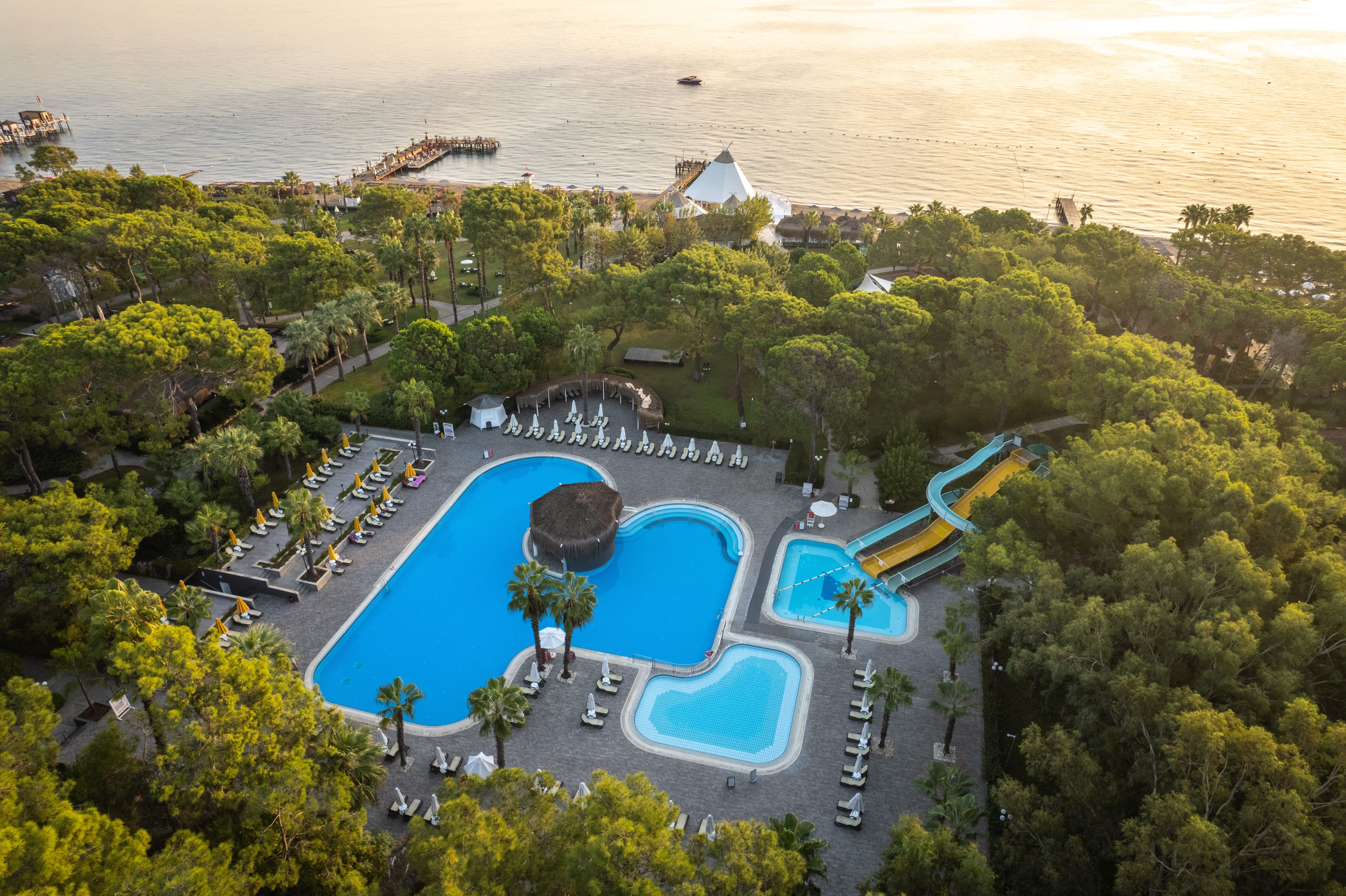 Piscina deschisă