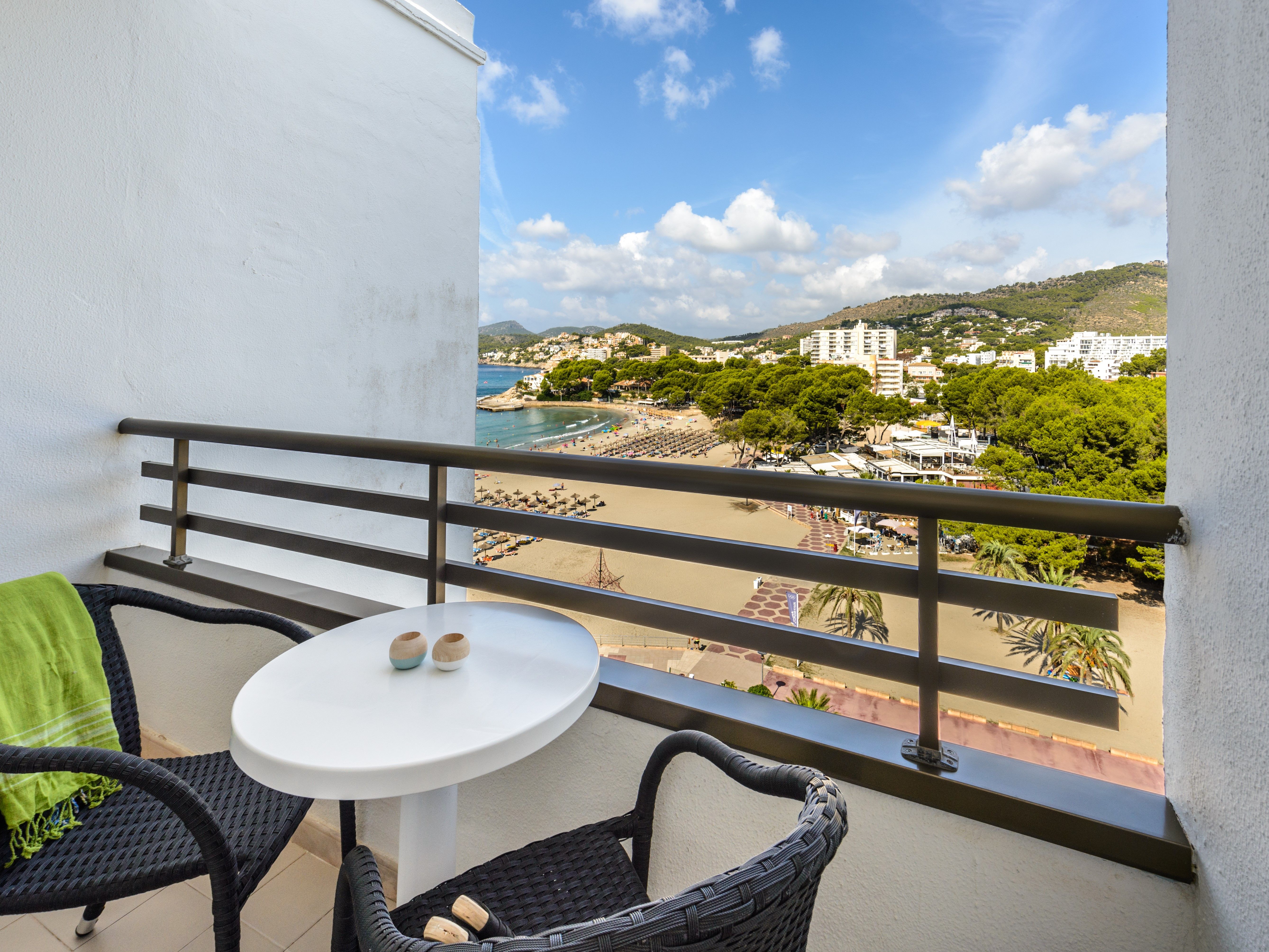 Twin Sea View Balcony