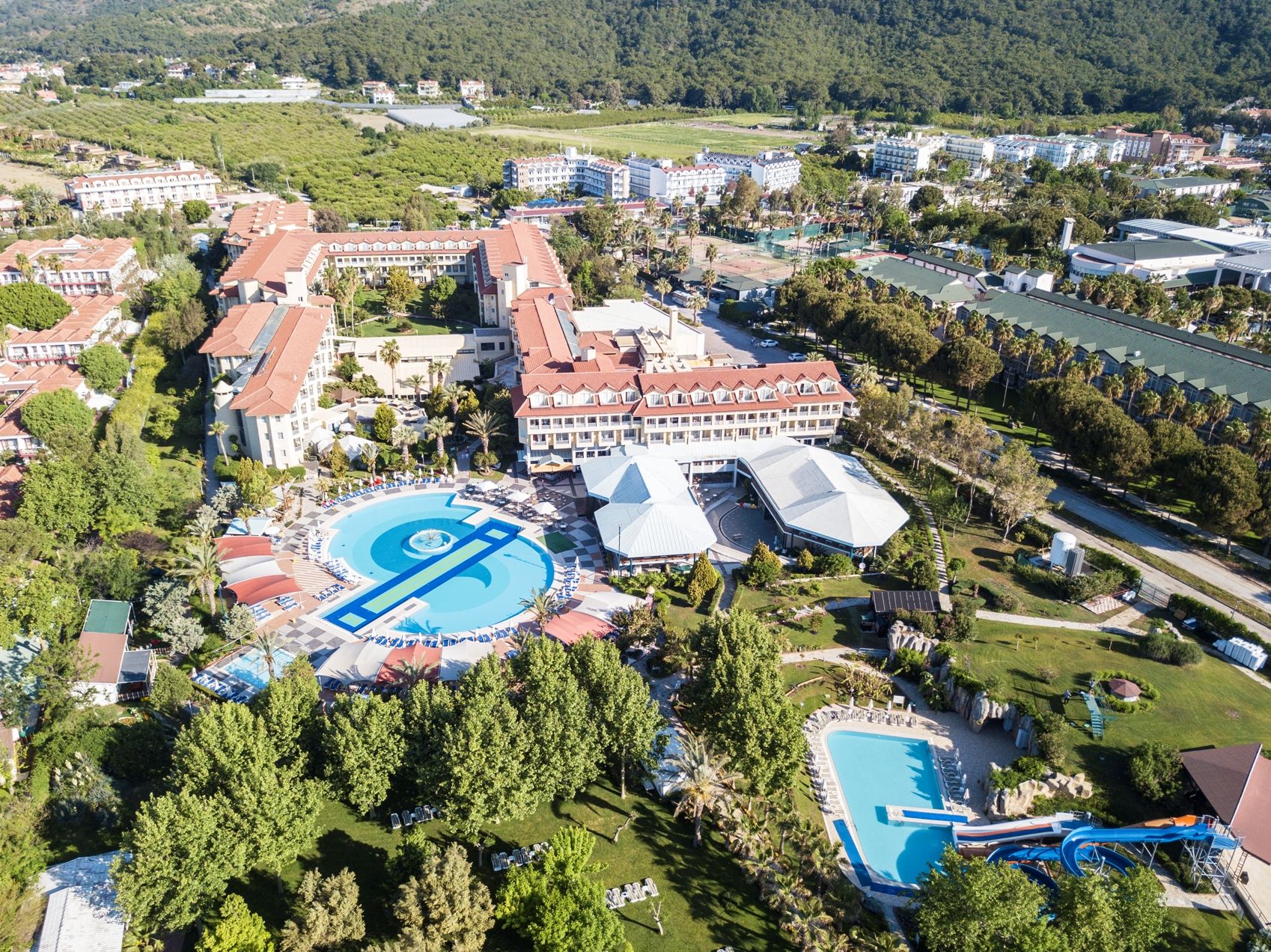 Clădirea principala