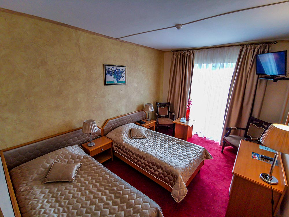 camera-twin-hotel-belvedere-predeal-04.jpg