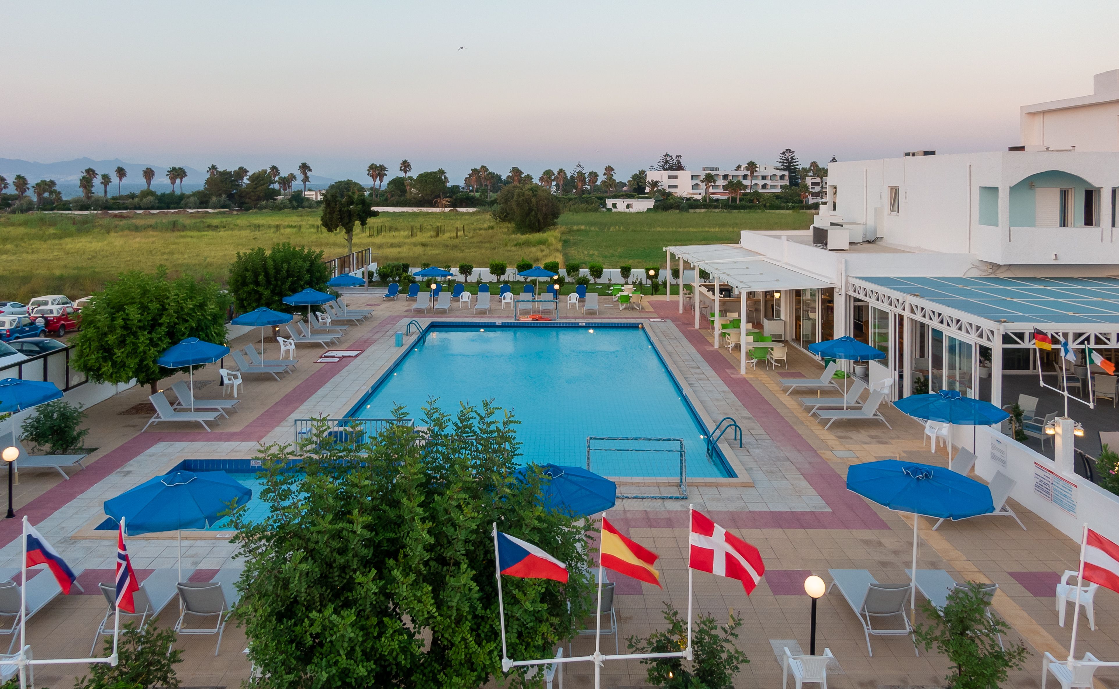 Piscina deschisă