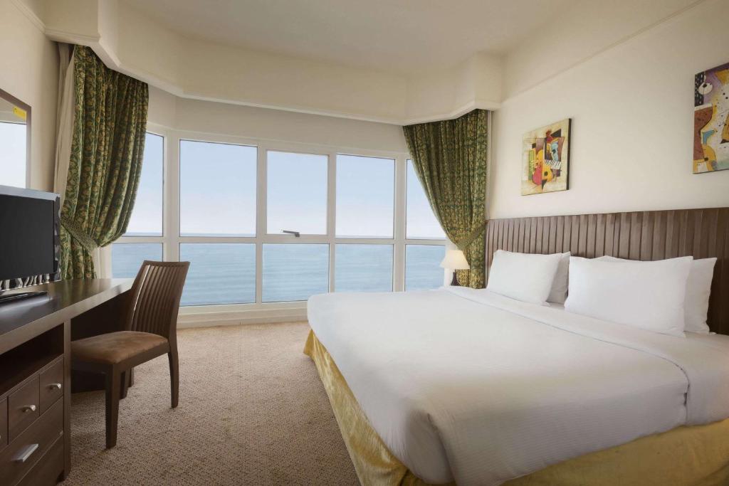 Deluxe Sea View