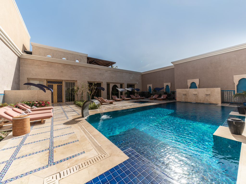 Piscina deschisă