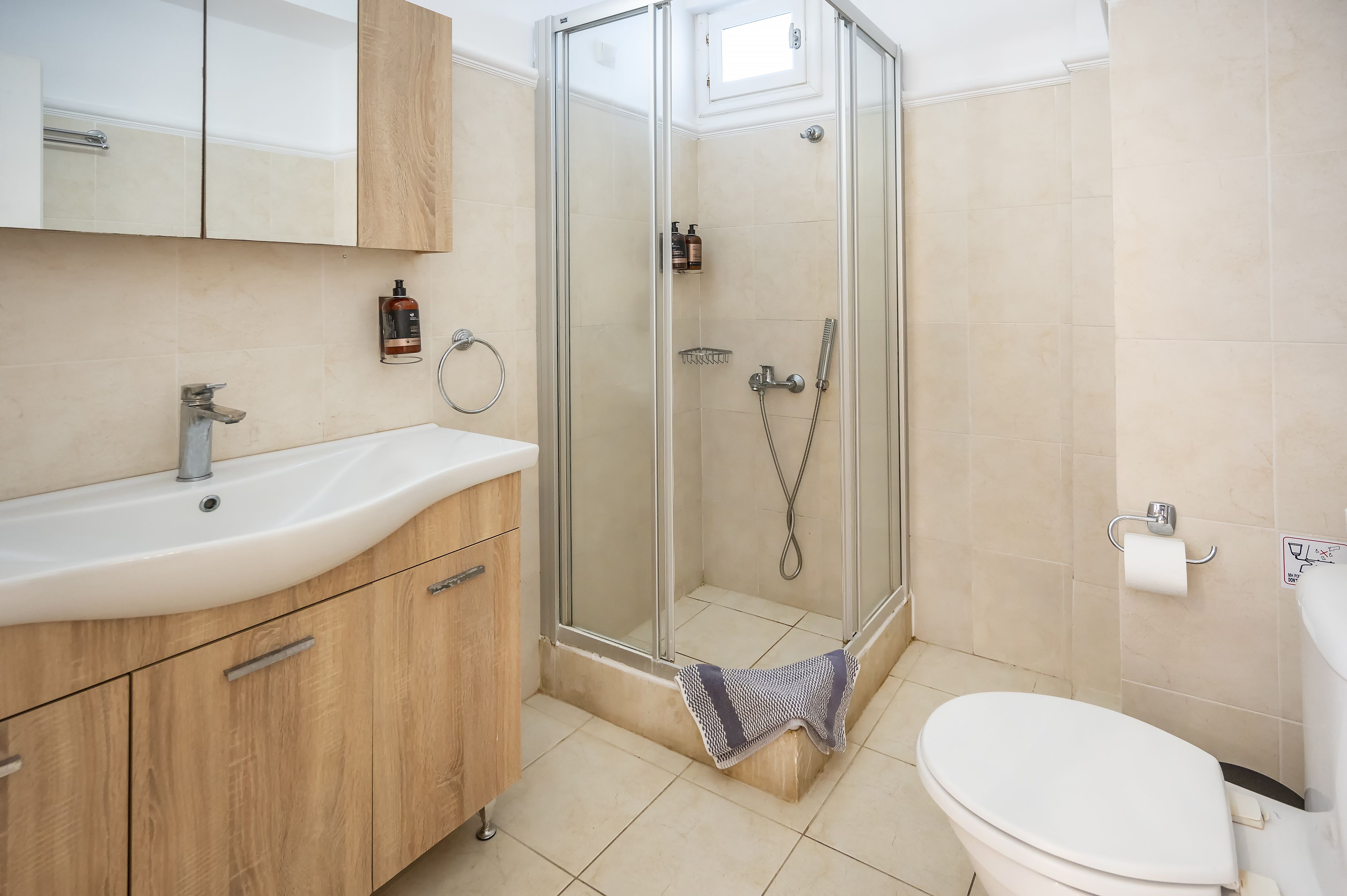Superior Room with Shared Pool