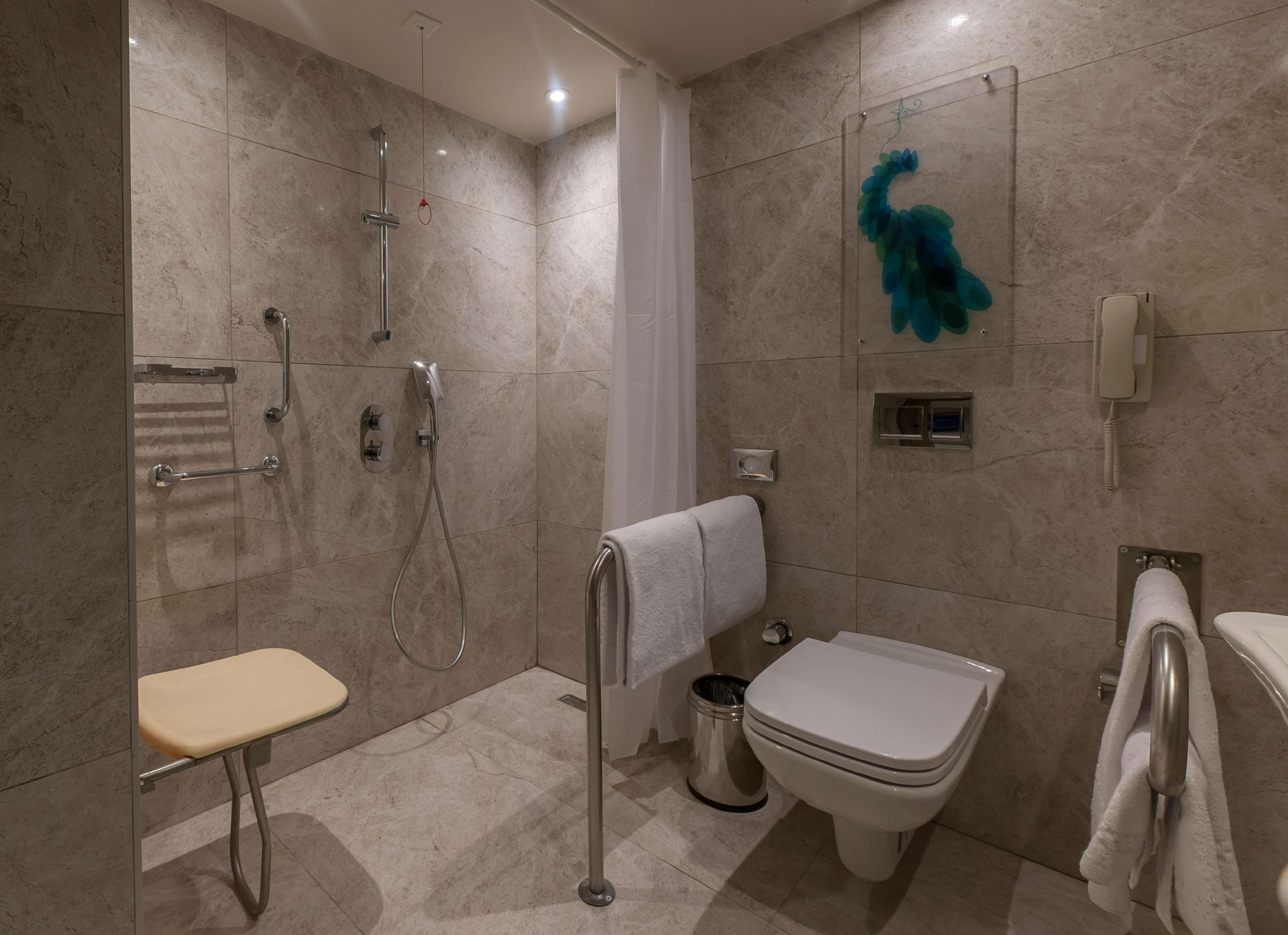 SUITE TWO BEDROOMS