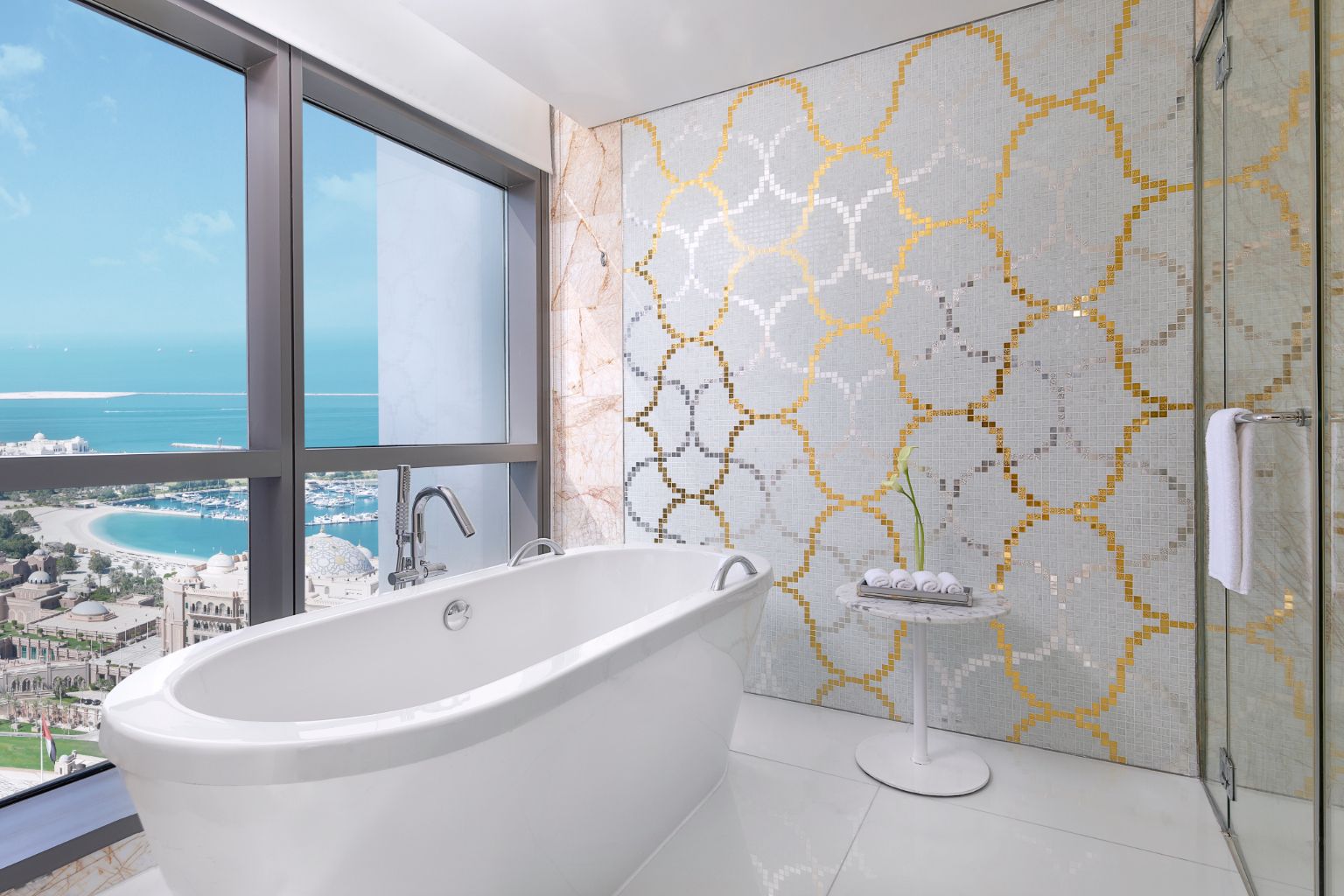 DELUXE TWIN ROOM WITH SEA VIEW