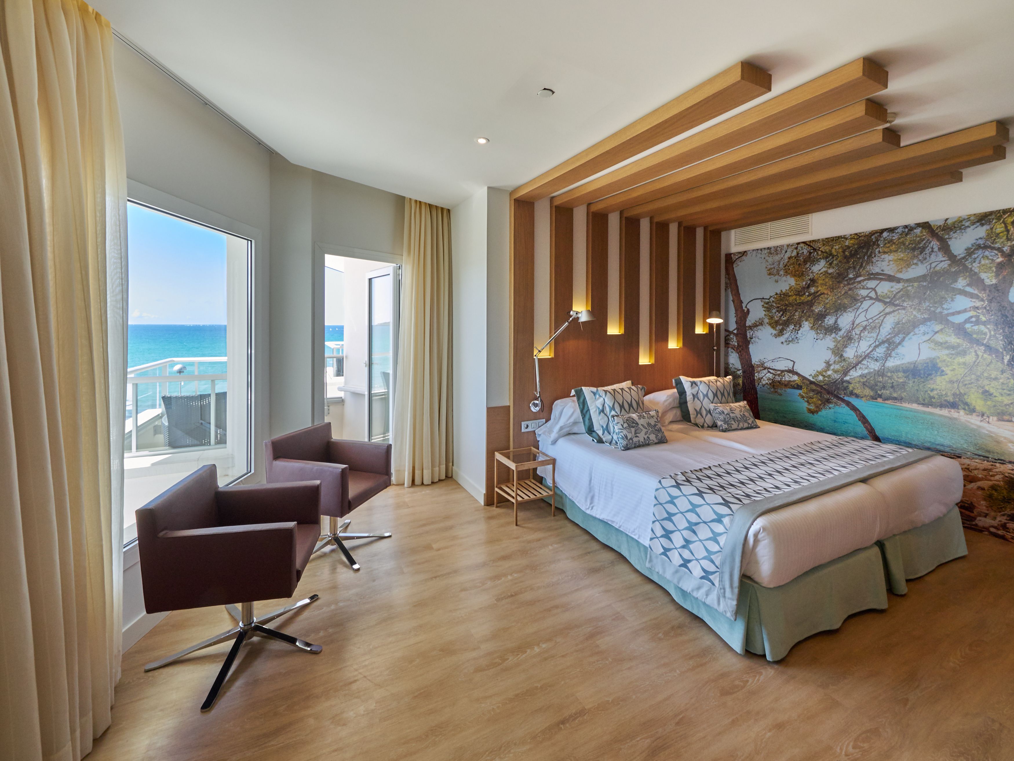 Single Use Standard Room Garden View/Partial Sea View