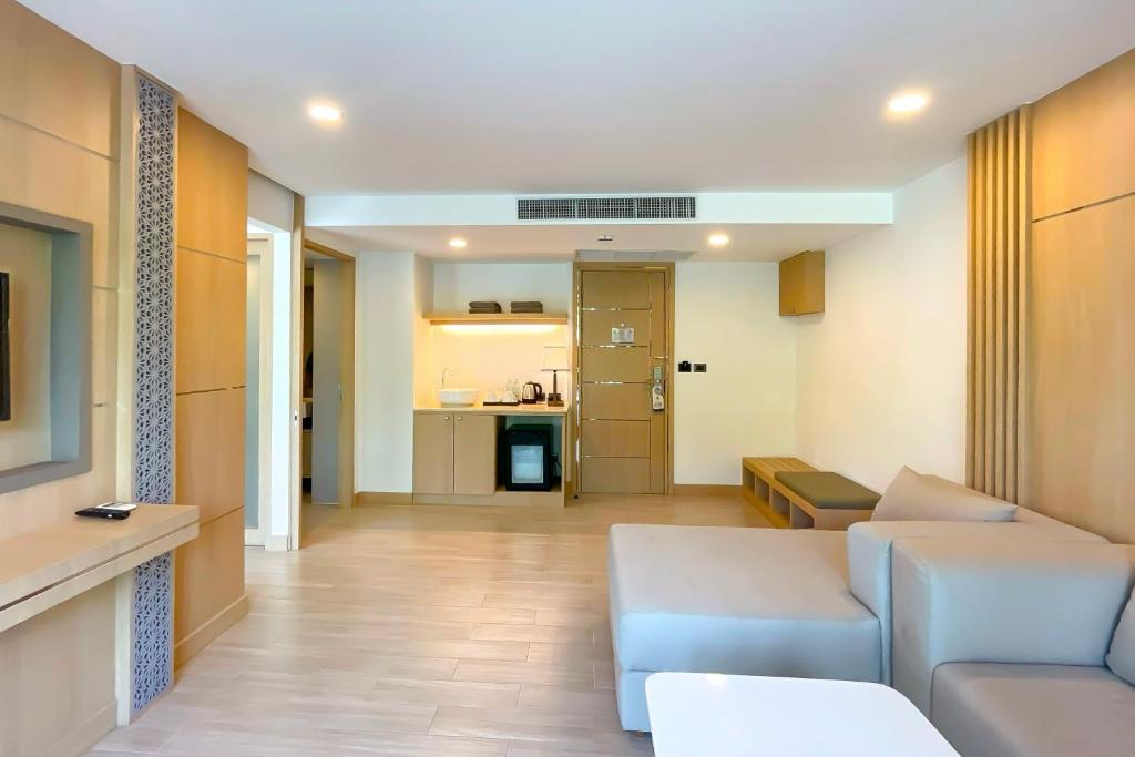 One Bedroom Suite