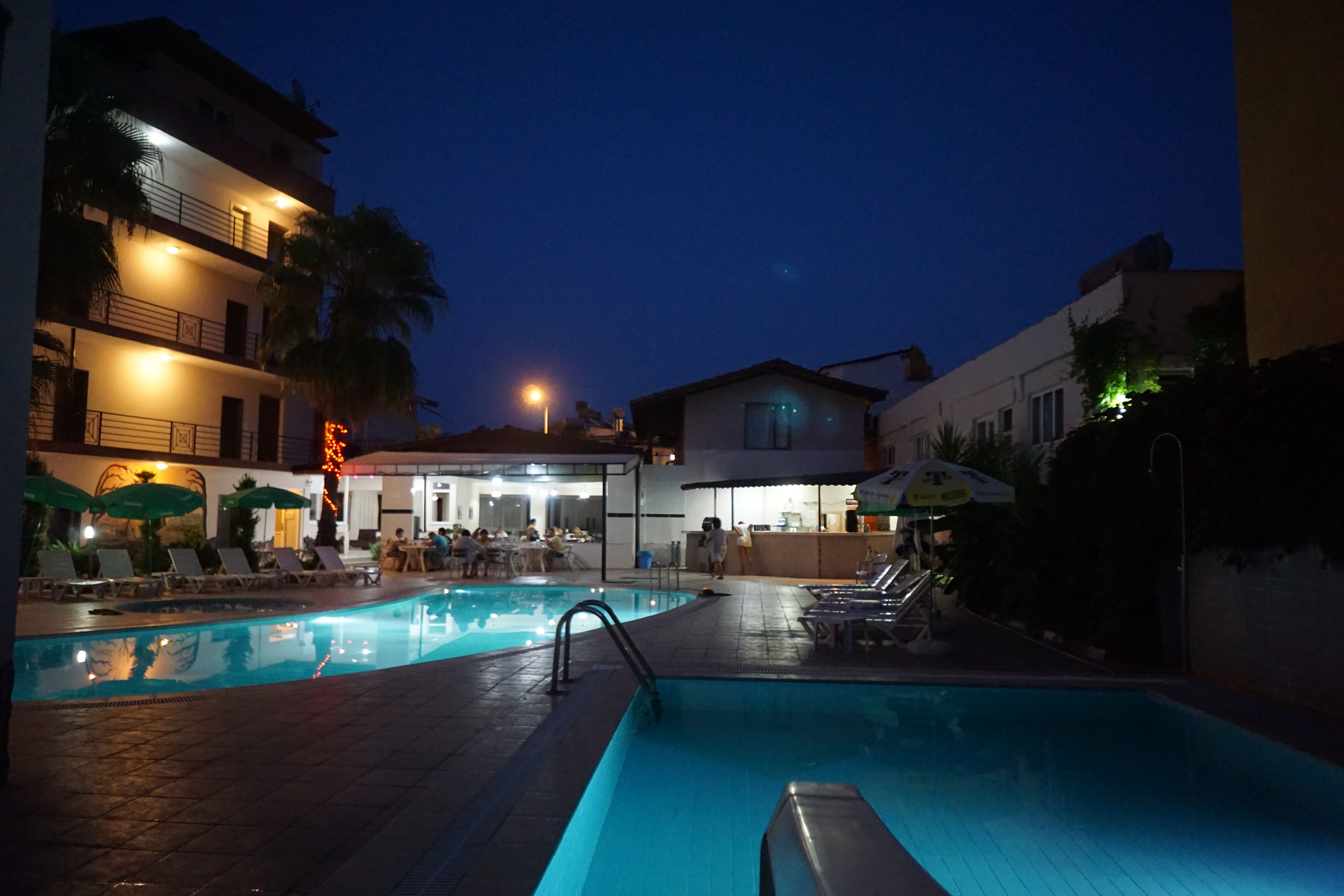Havuz Bar