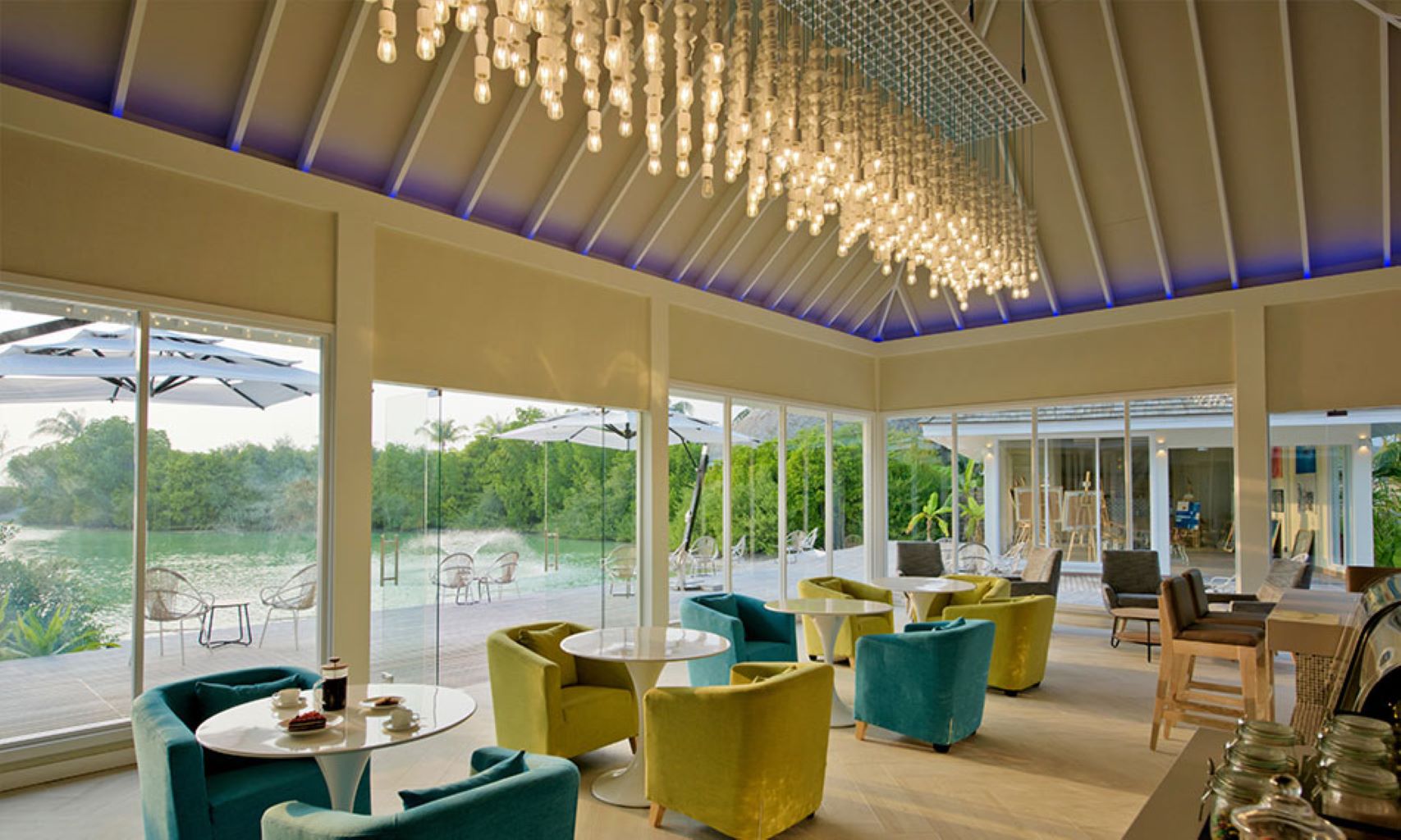 Aroma Art Café