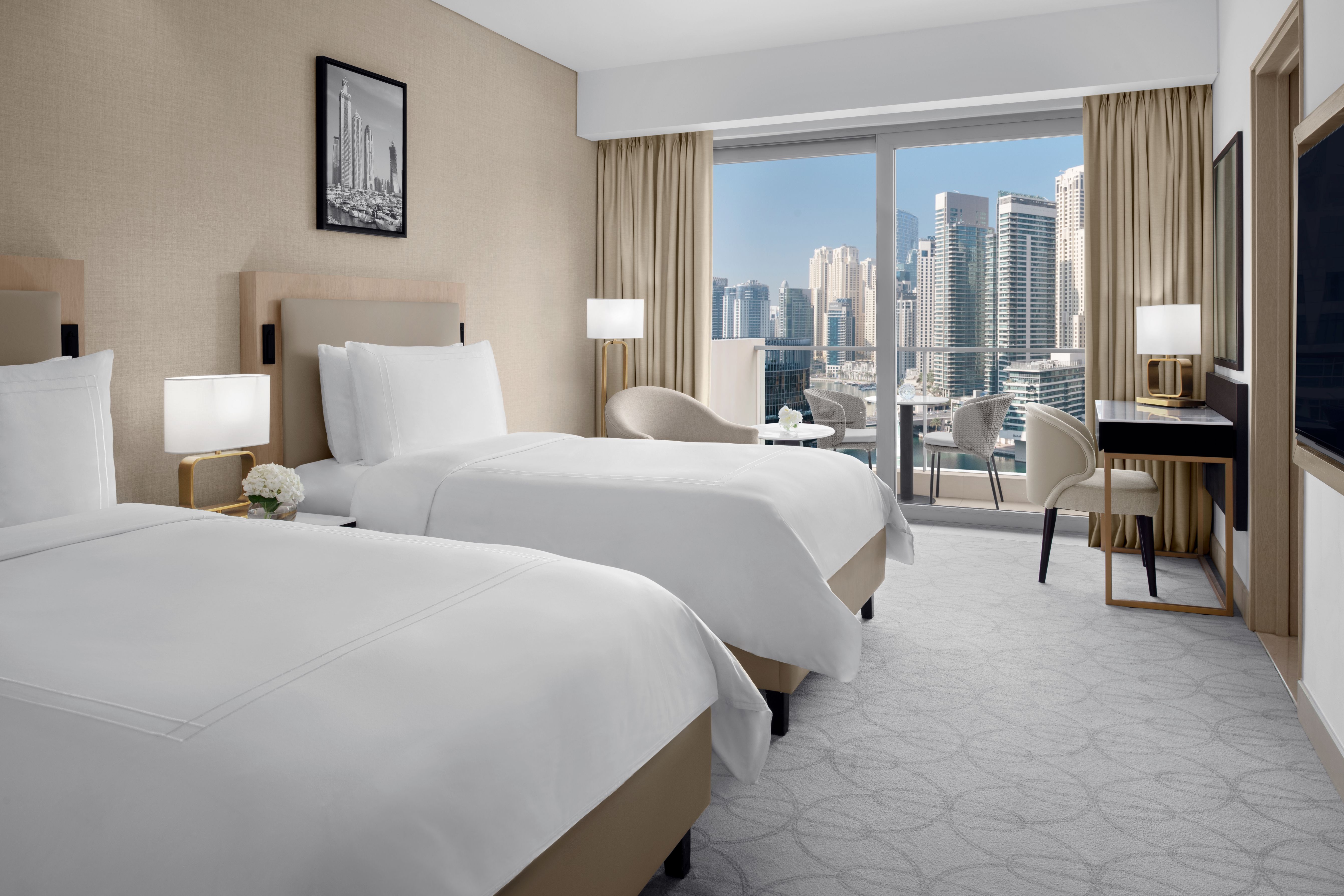 DELUXE GUEST ROOM MARINA VIEW 