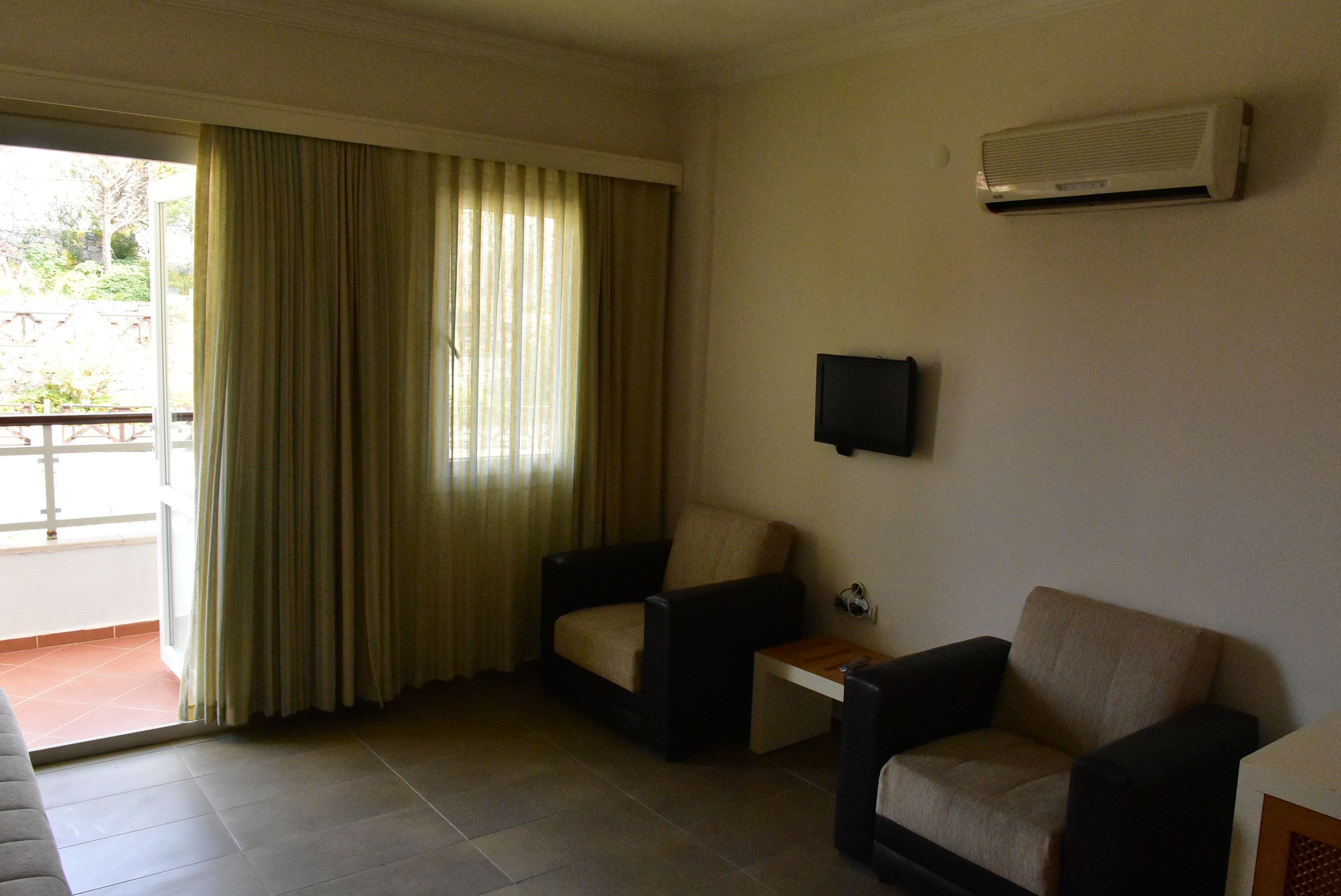 Suite Room With Balcony