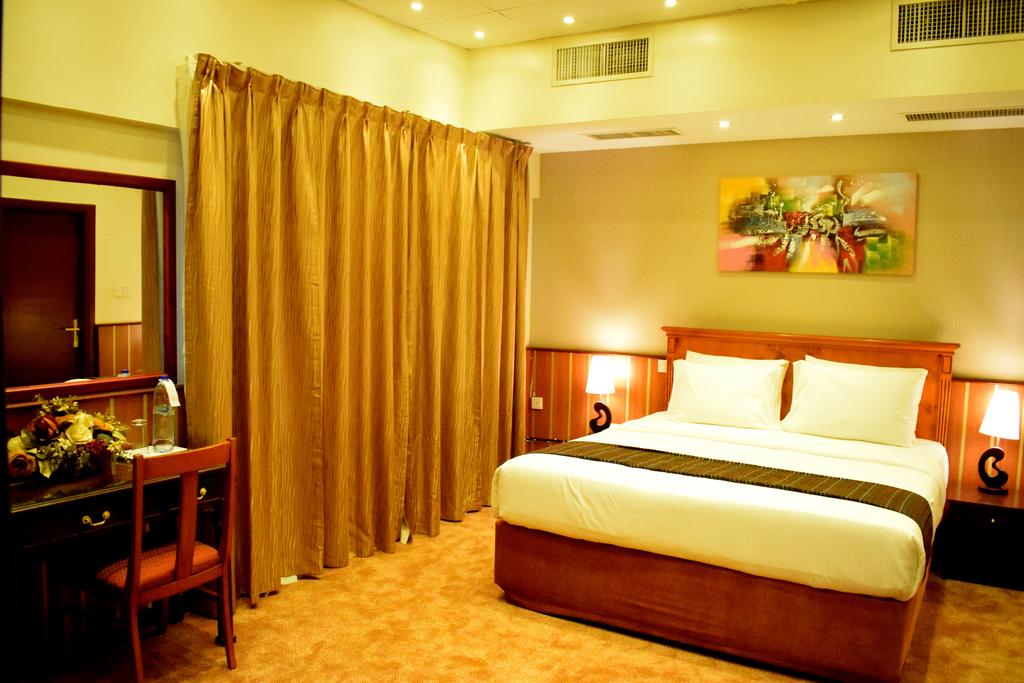 executive suite room
